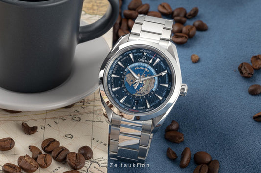 الفخمة OMEGA seamaster ساعة